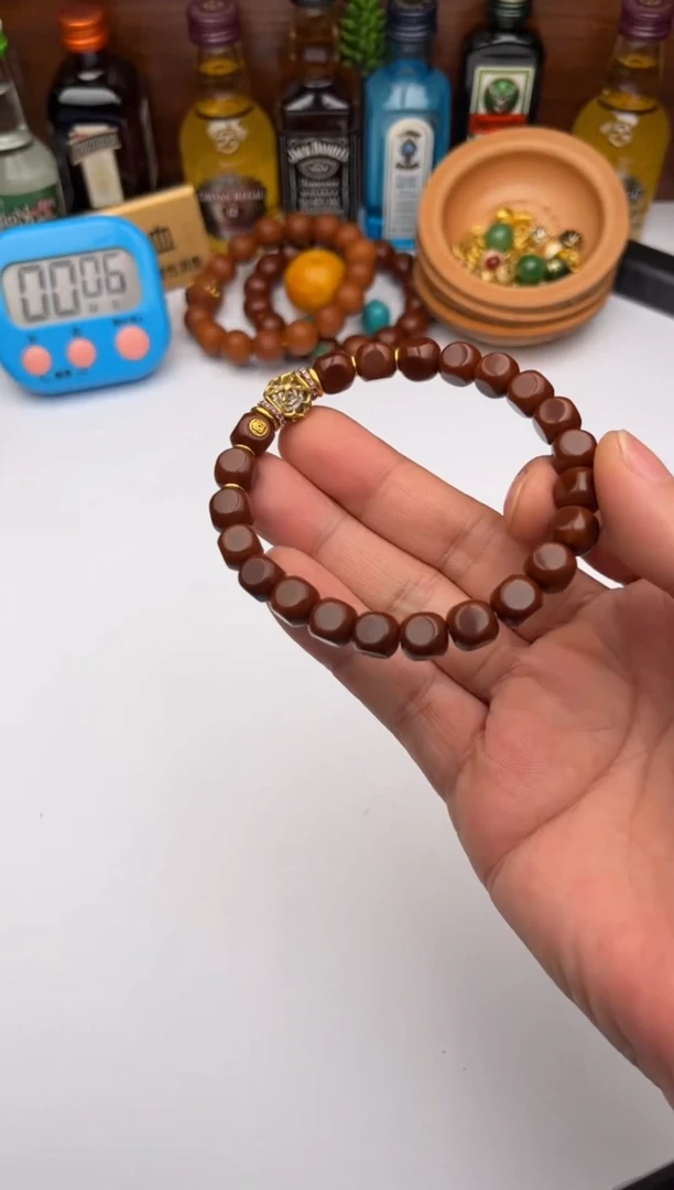 【闪购商品】猴头核桃吊坠猴头手串