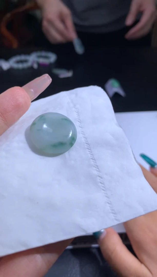 未镶嵌定制翡翠柯*玲翡翠