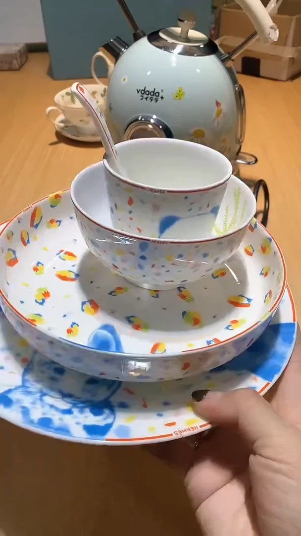 【闪购商品】瓷片锅碗瓢盆一件不剩