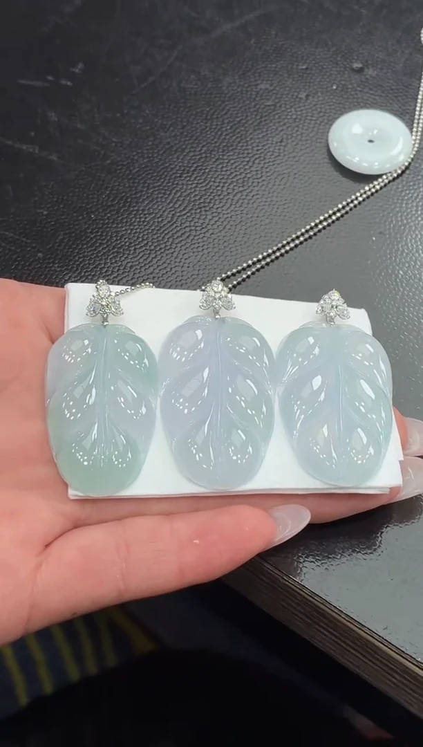 18K金镶嵌定制翡翠DDJ36516/多样性发一件