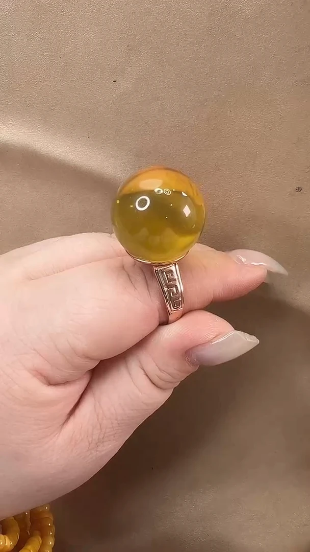 琥珀颈饰未镶嵌戒指
