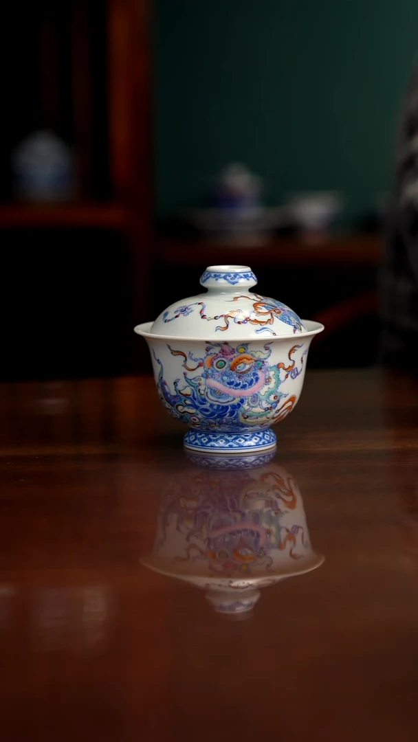 空山明月斗彩醒狮