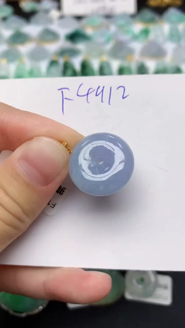 颈饰18K金镶嵌翡翠 天然缅甸A货翡翠百元以上9元证书费自理