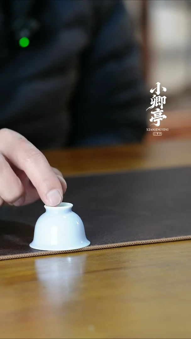 景德镇高温单色釉一口杯