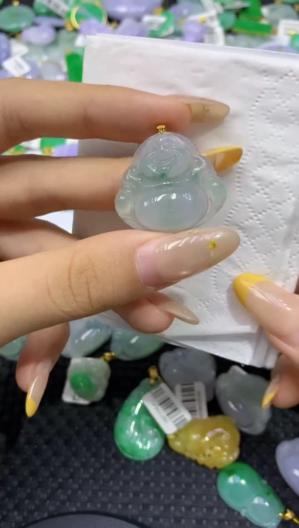 颈饰18K金镶嵌翡翠天然缅甸翡翠A货