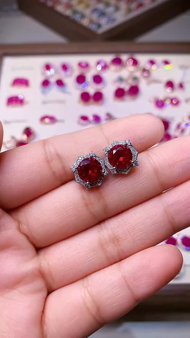 【闪购商品】石榴石耳饰银S925镶嵌000