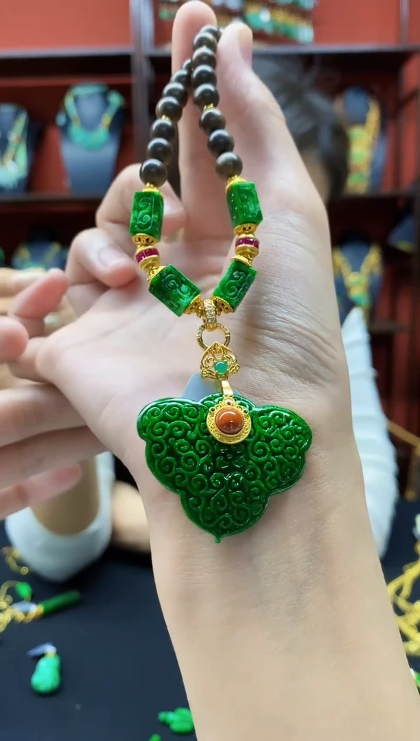 颈饰未镶嵌翡翠翡翠吊坠