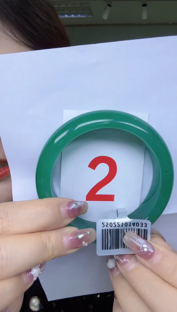 【闪购商品】石英质玉手镯未镶嵌螺+丽