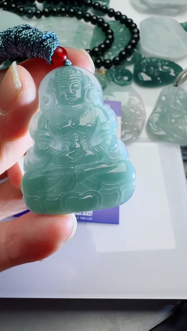 【闪购商品】翡翠吊坠(不含链)未镶嵌多样性随机发其一