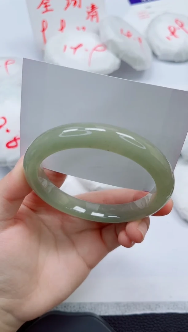 未镶嵌手镯石英质玉83-62/63