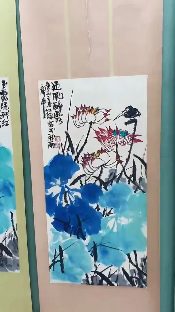 竖款精品三尺荷花卷轴