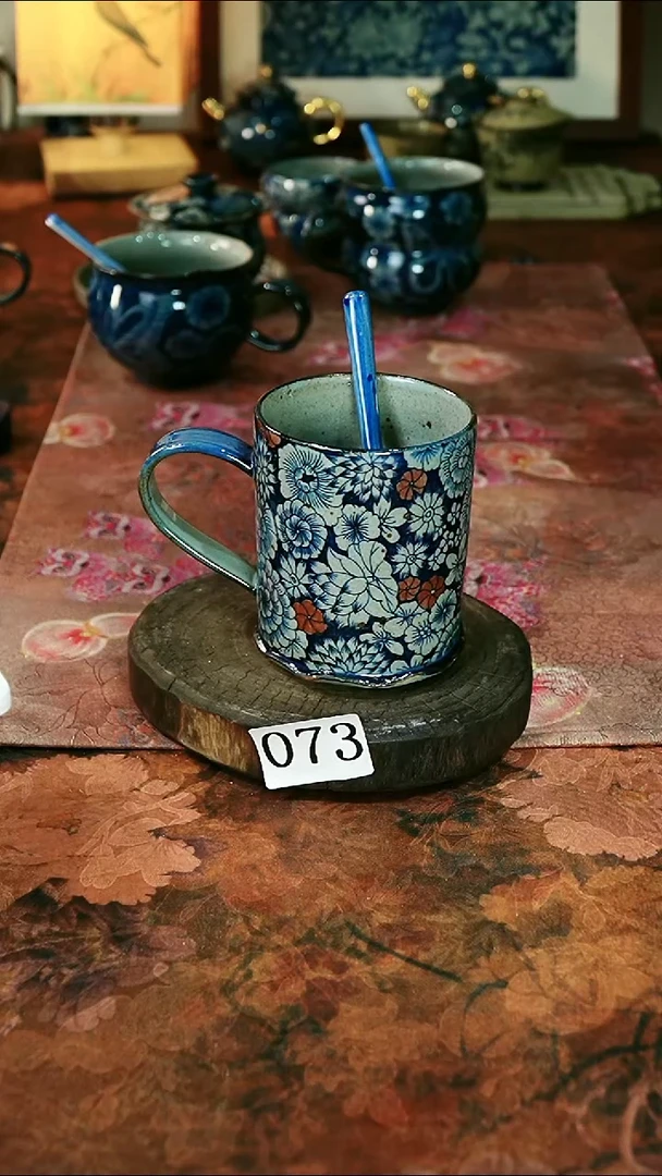 茶碗............073