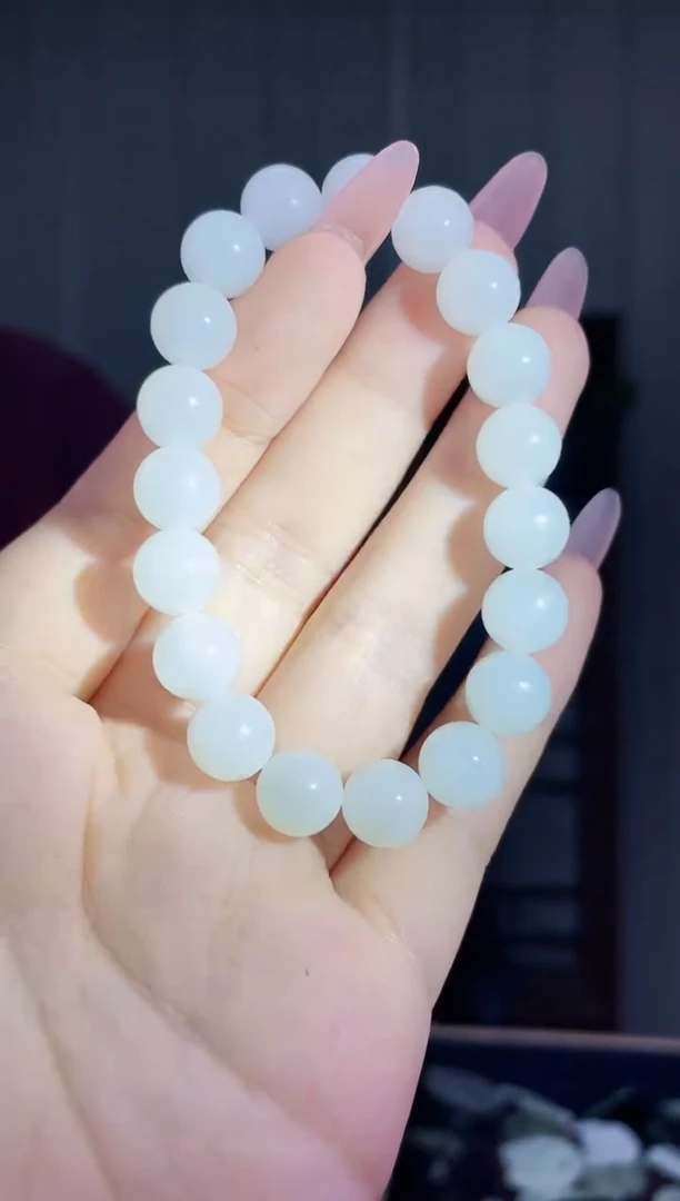 和田玉未镶嵌挂件拍一发一，多样性发货1.0