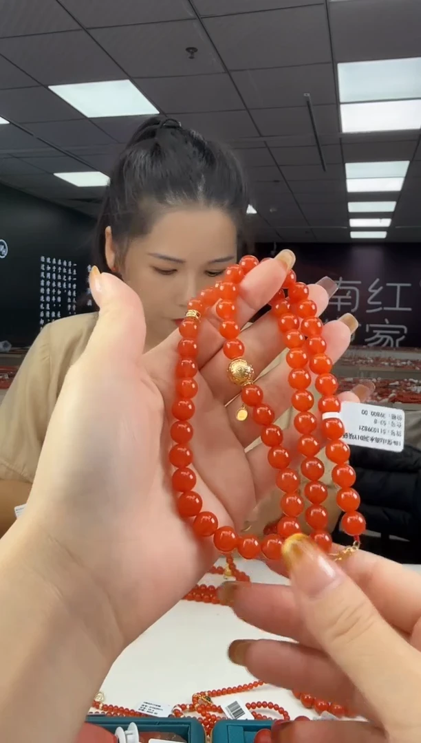 未镶嵌珠串南红玛瑙多样发其一/9220019404888