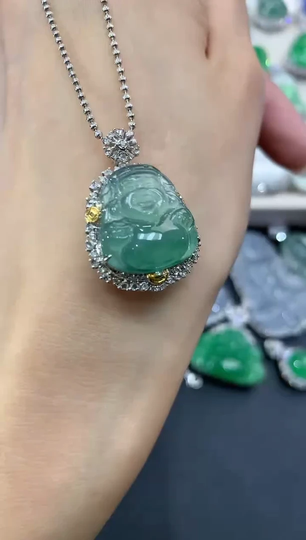 【闪购商品】翡翠吊坠(不含链)18K金镶嵌q64