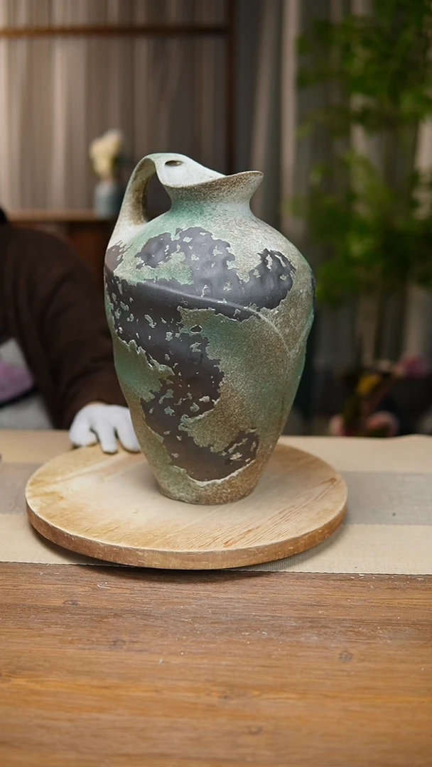 【闪购商品】陶瓷  花器诧寂复古绿奶壶