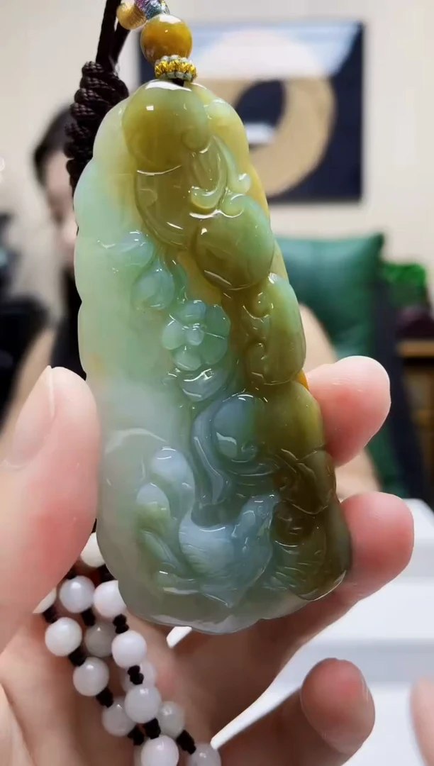 未镶嵌定制翡翠吊坠68