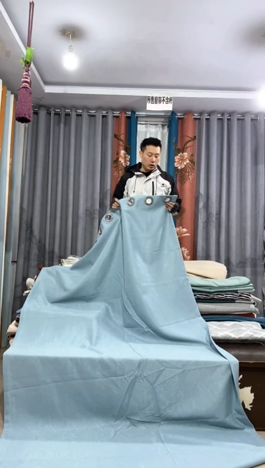 布成品窗帘   1.5