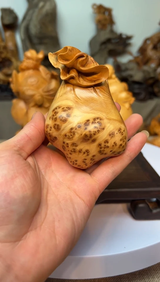 柏木（崖柏）崖柏雕刻件