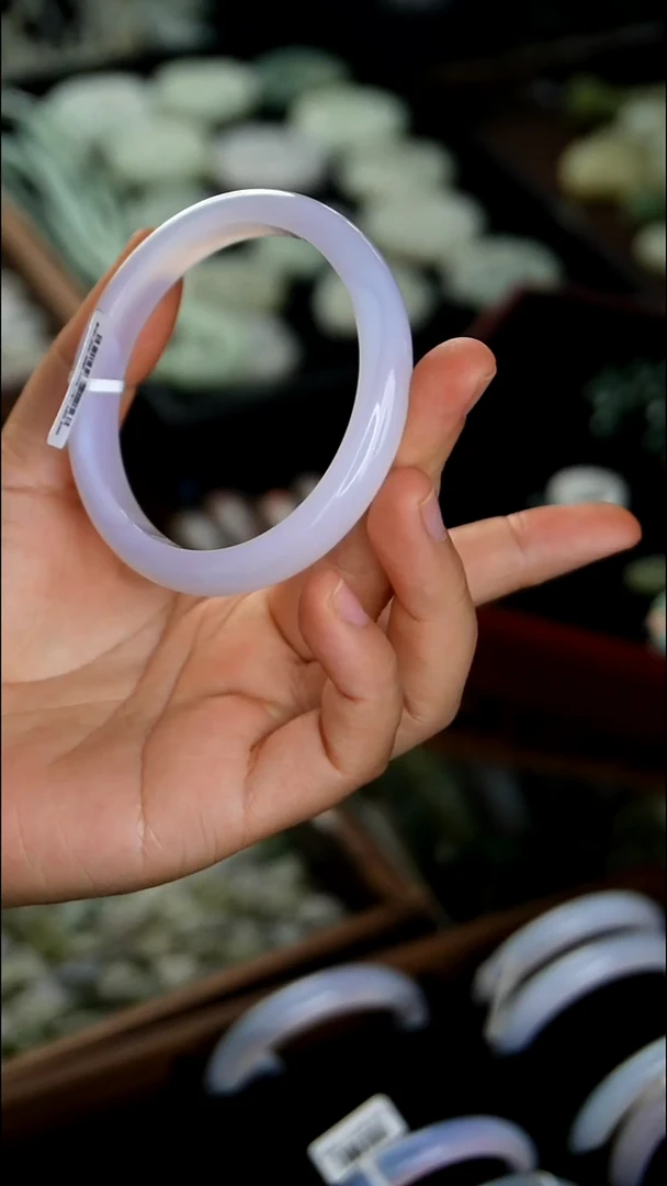 未镶嵌镯子玛瑙/玉髓1.1    58.5