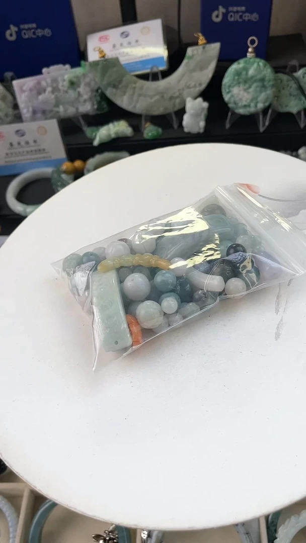 未镶嵌手链翡翠整***～手工定制默认微瑕主播介绍为准