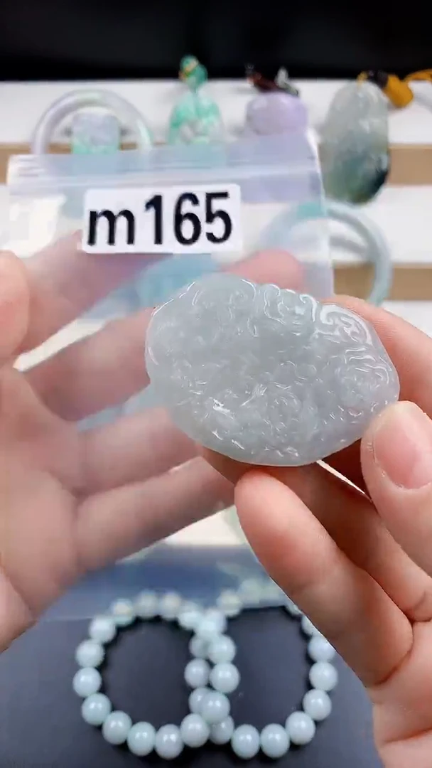 颈饰未镶嵌翡翠天然翡翠吊坠挂件