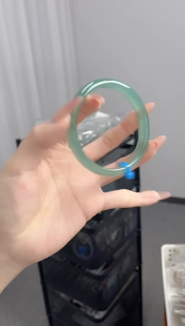 玛瑙/玉髓手镯未镶嵌59-60圈