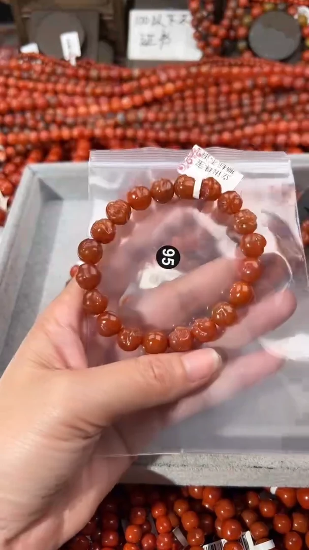 南红玛瑙手串未镶嵌10