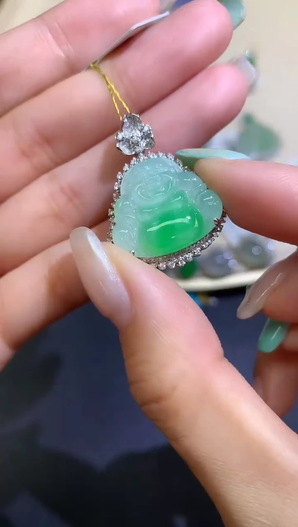 吊坠(不含链)18K金镶嵌翡翠吊坠A420|9800