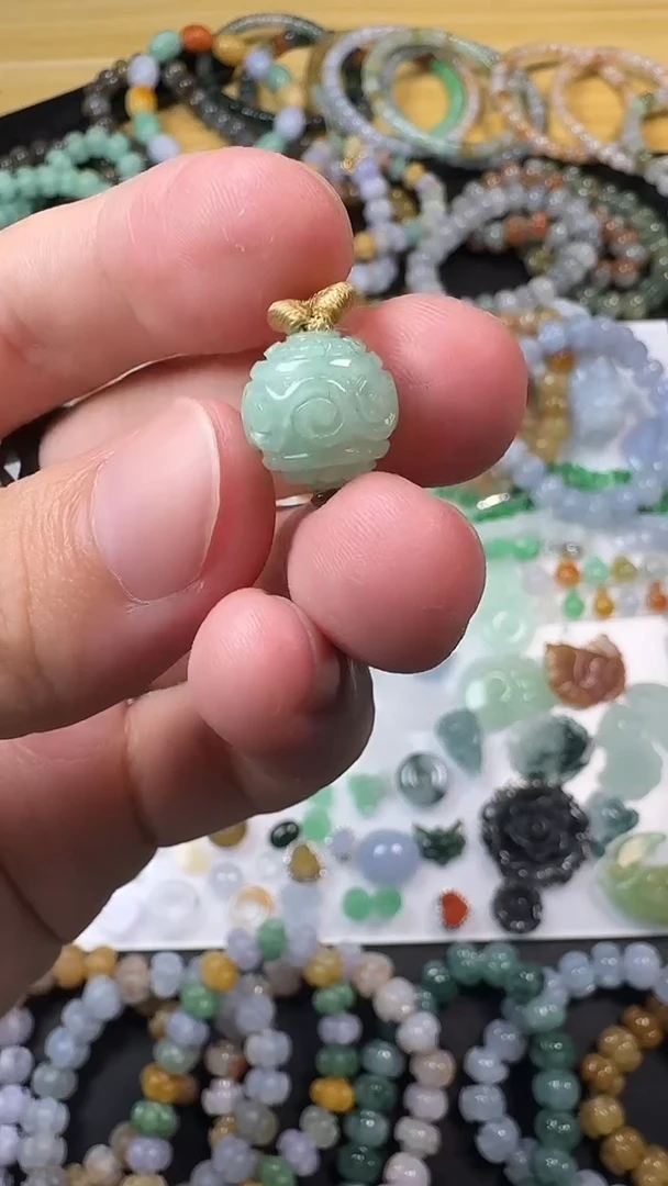 颈饰未镶嵌翡翠【闪购商品】 天然翡翠