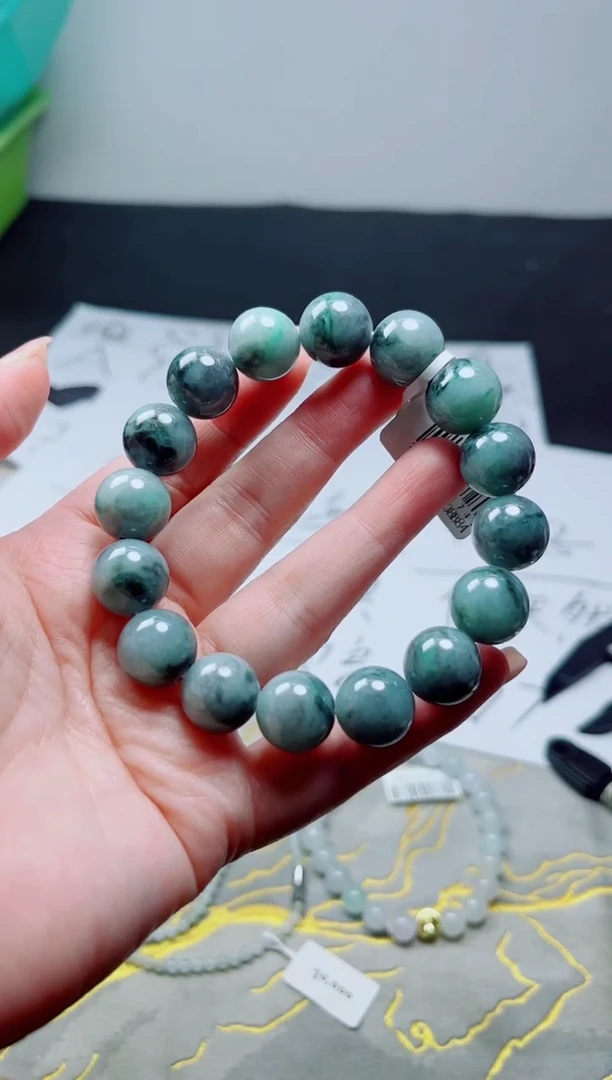 未镶嵌定制翡翠翡翠