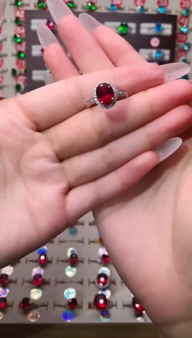 银S925镶嵌戒指红宝石7*9 酒红 银托