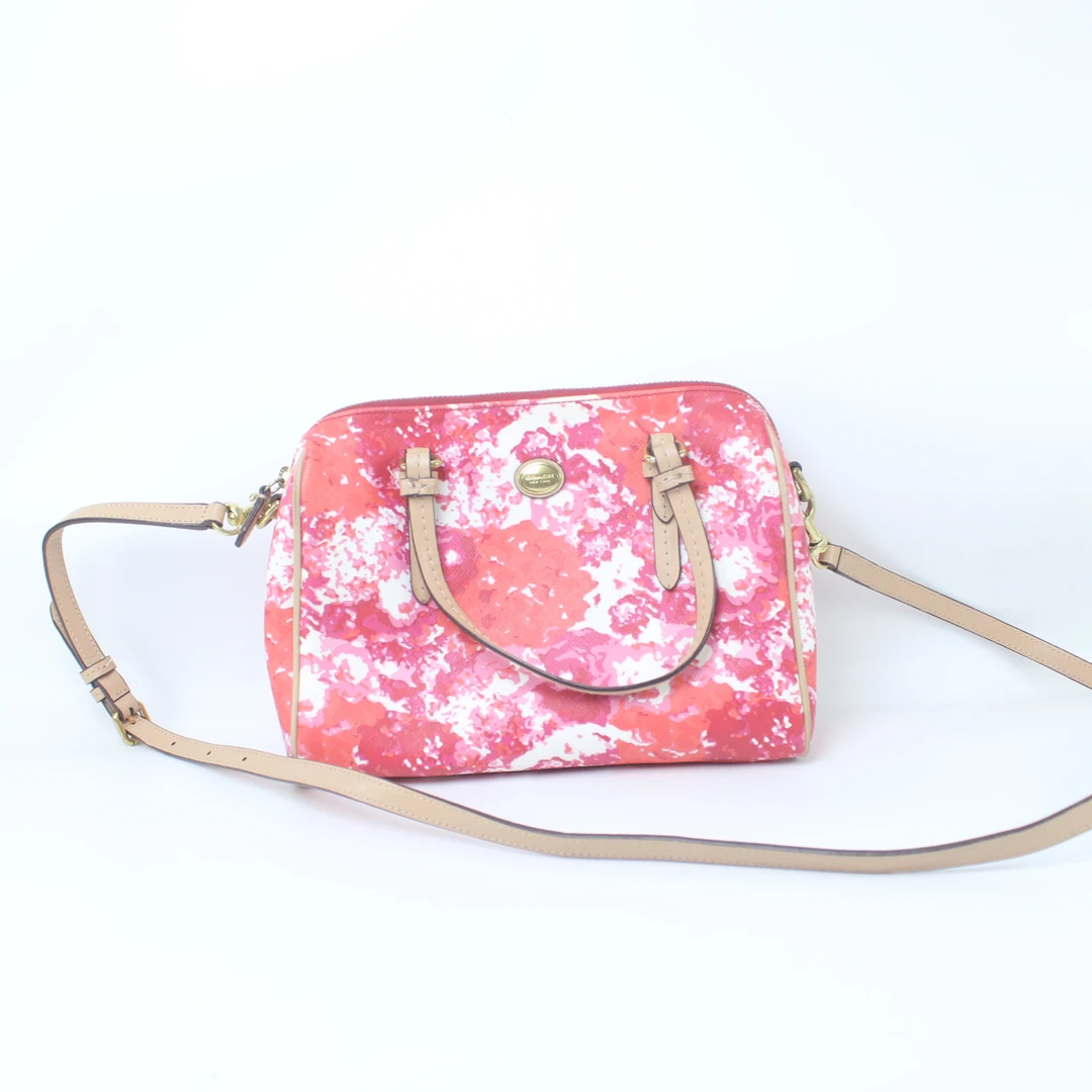 95新 COACH/蔻驰 蔻驰波士顿枕头包单肩斜挎包