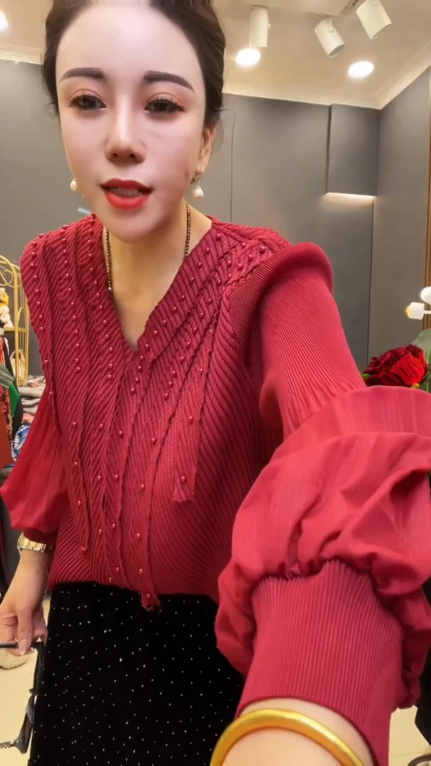 聚酯纤维（涤纶）红色 衫