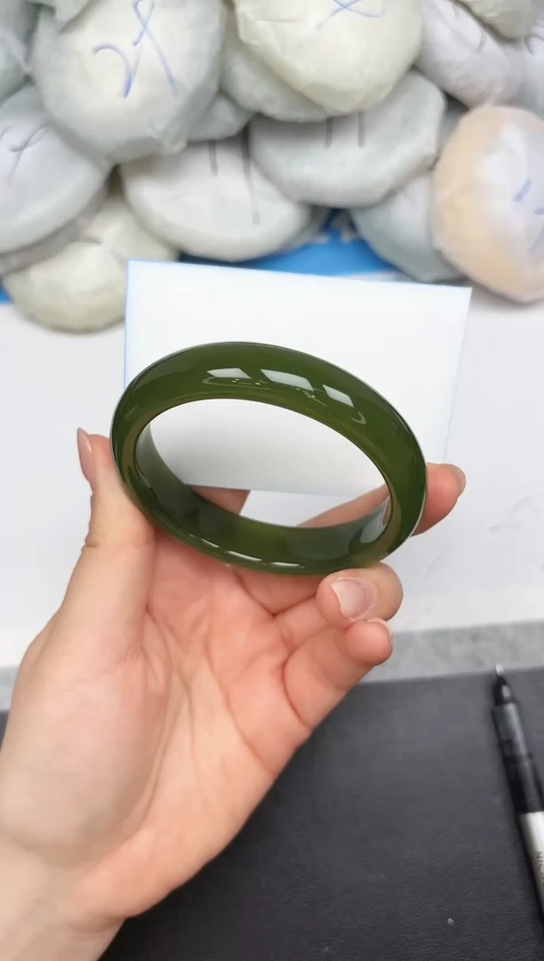 未镶嵌手镯石英质玉A3/57.8