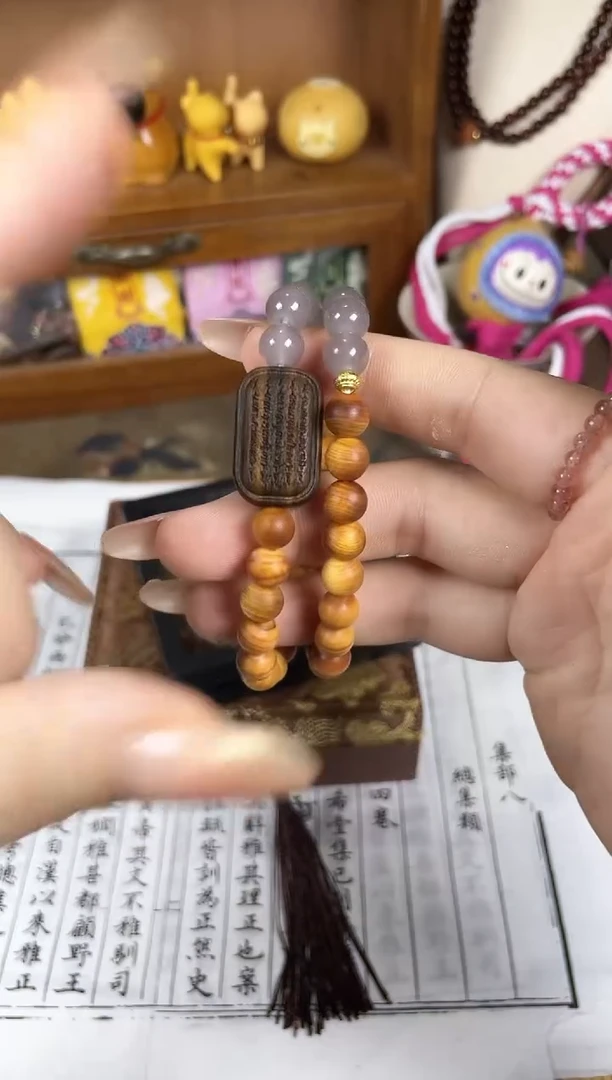 非洲檀香手串/手链菩提木质玉石手串/多发性其一/不带盒子