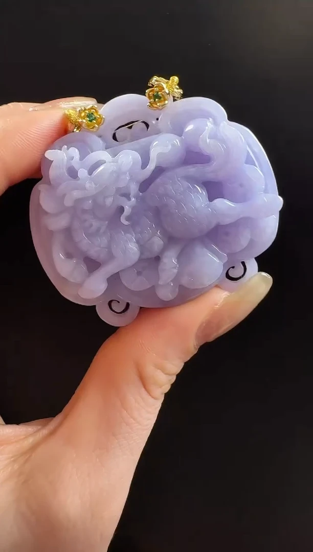 颈饰未镶嵌翡翠麒麟