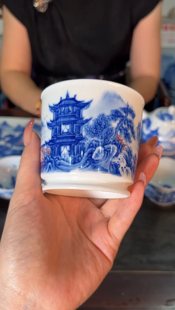 吴小琴