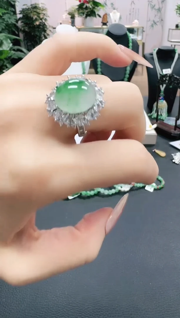 未镶嵌1石英质玉（非洲翠）/3451