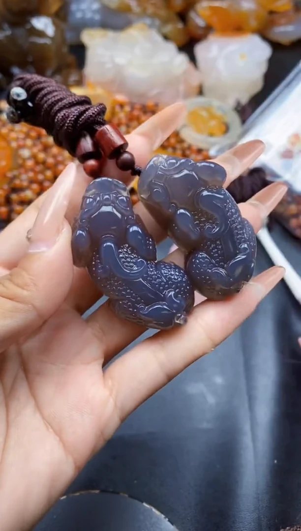 玛瑙/玉髓颈饰未镶嵌ll