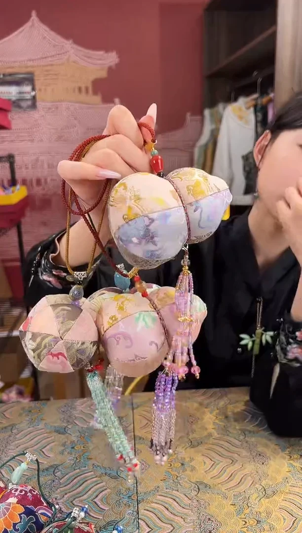 【闪购商品】刺绣苏绣手工宋锦葫芦