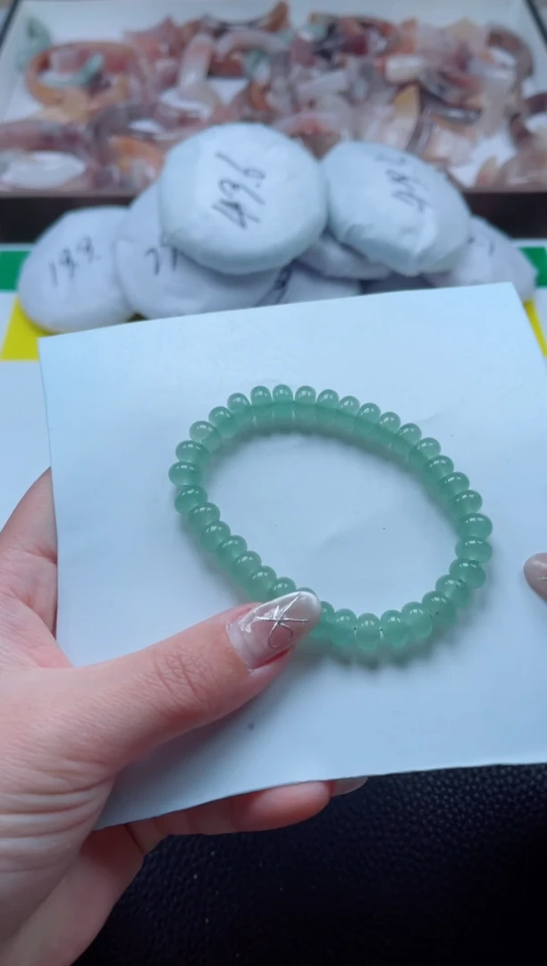 【闪购商品】石英质玉手镯未镶嵌东陵玉算盘