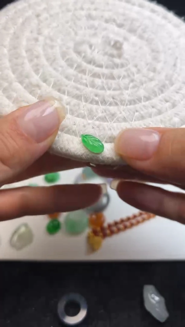 未镶嵌定制翡翠1980+198绿树叶