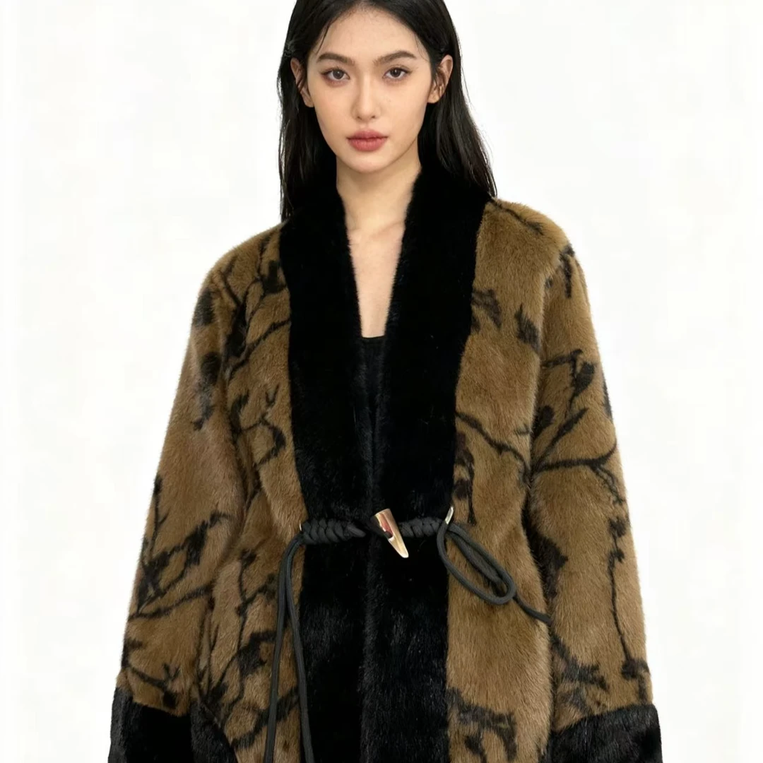 新款女士3D牛角扣雪兰貂外套