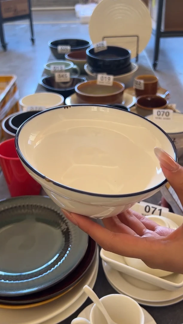 新骨瓷133 瑕疵暖白 tt 蓝线条 6寸葫芦碗