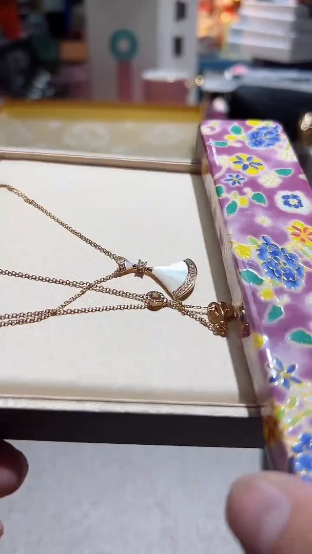 【闪购商品】瓷片正品保真，清库存