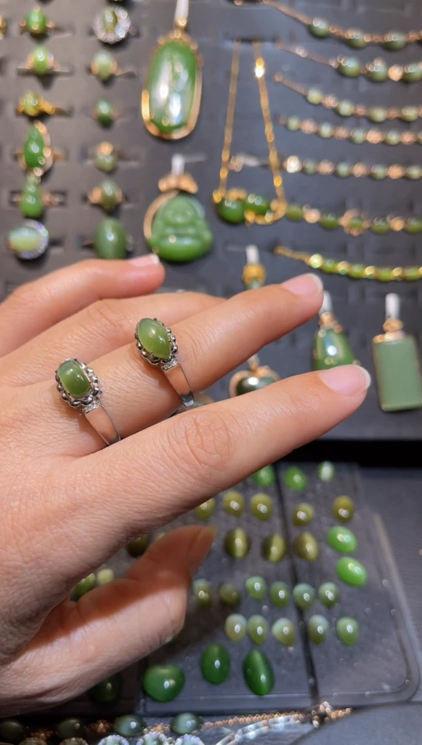 【闪购商品】和田玉碧玉猫眼戒指银S925镶嵌多样性发一