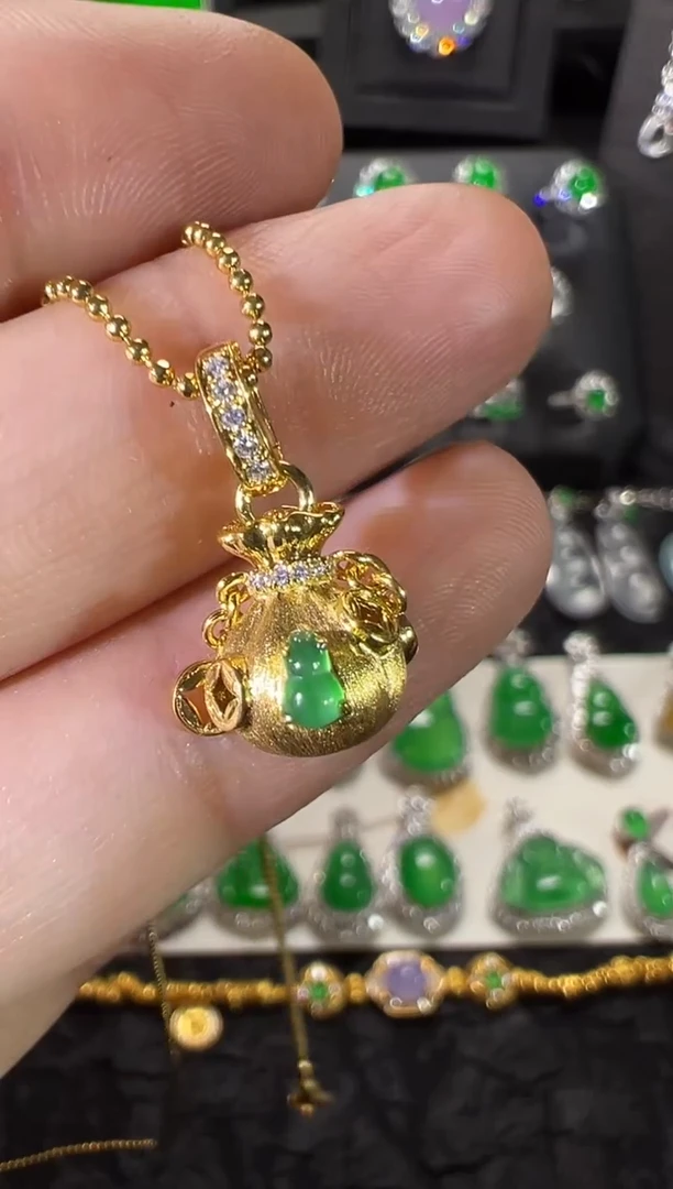 吊坠(不含链)18K金镶嵌翡翠高冰甜阳绿葫芦钱袋滴溜吊坠