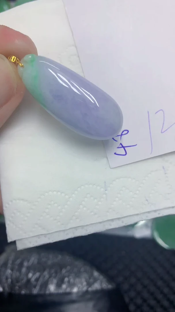 颈饰18K金镶嵌翡翠缅甸A货翡翠