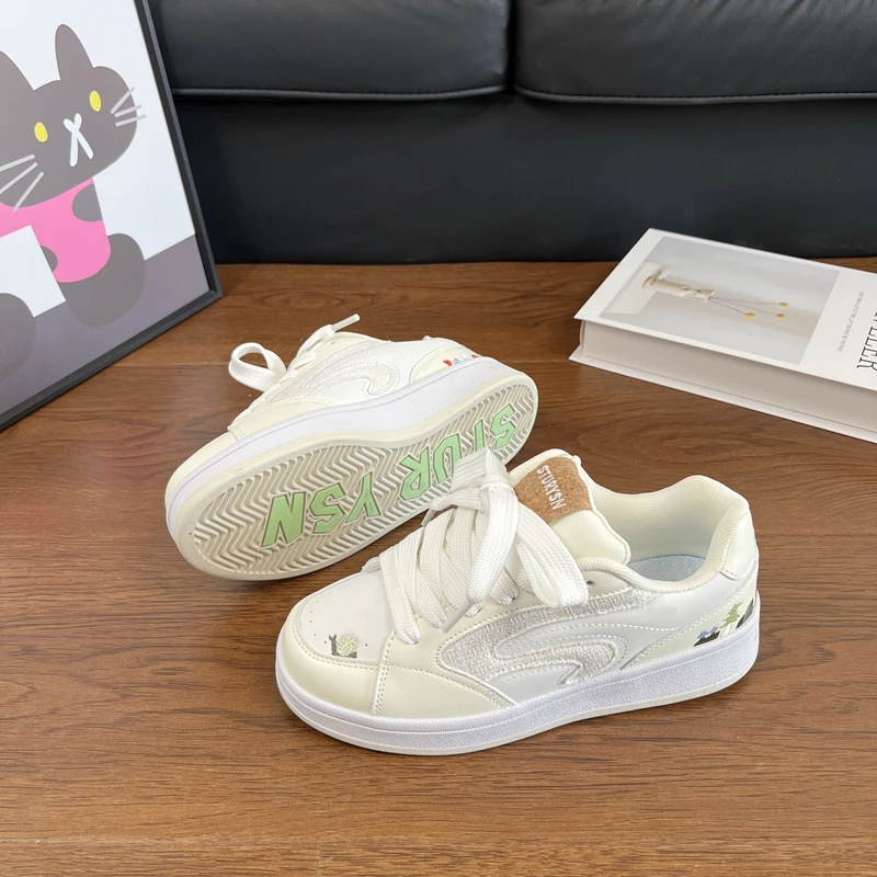 奶油厚底小白鞋女ins潮学生百搭运动休闲板鞋2025秋冬新款面包鞋